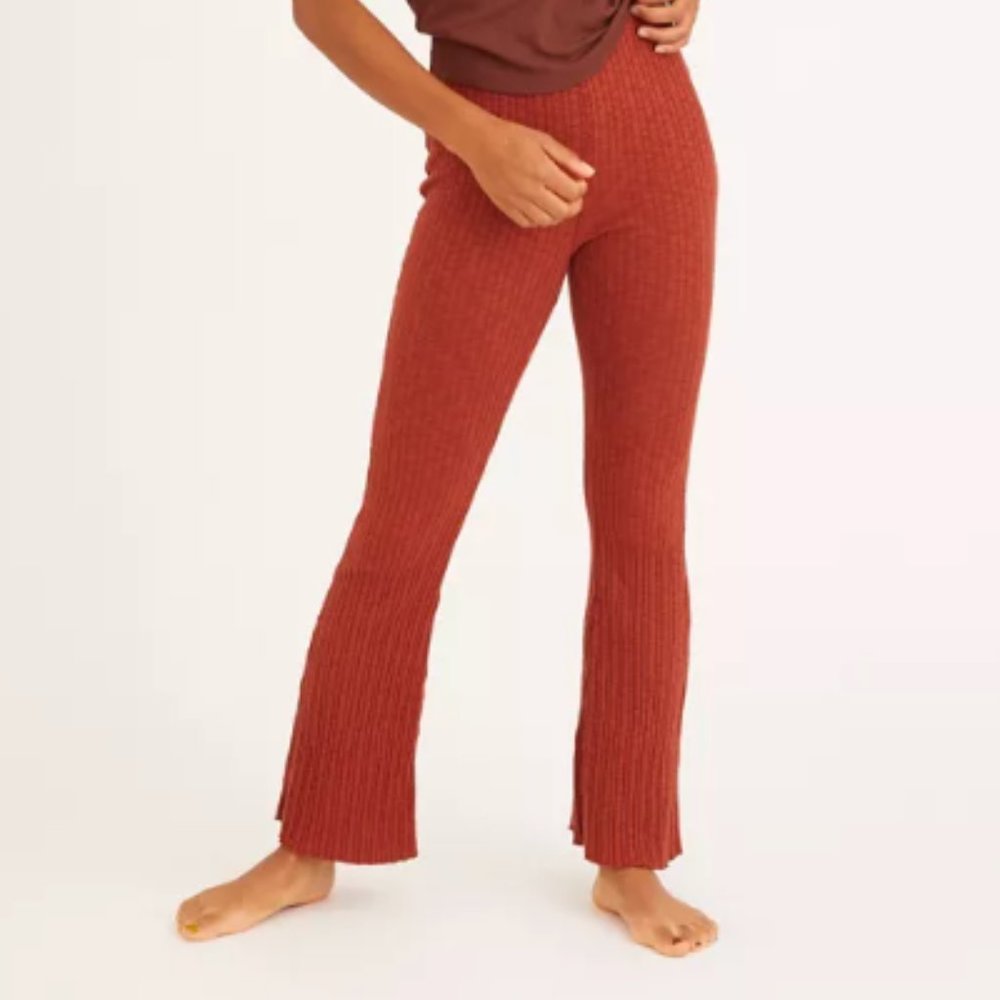 Urban Outfitters Rosie High-Waisted Ribbed Flare Pant